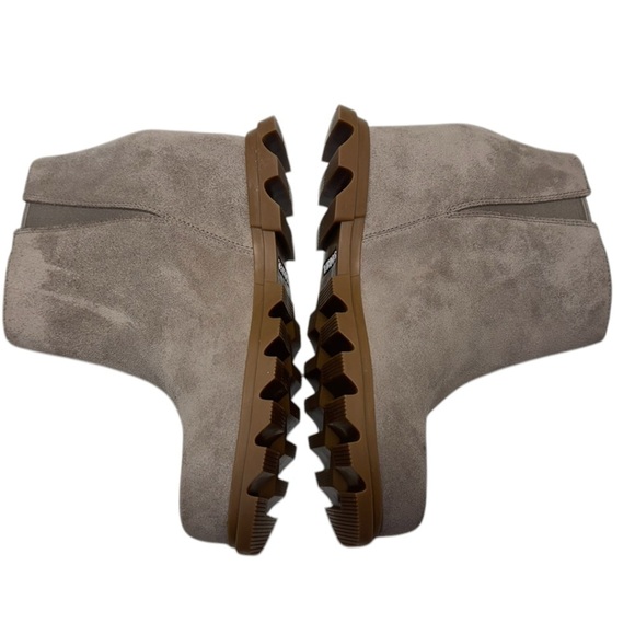 NWT WOMEN'S SOREL JOAN OF ARCTICT™ WEDGE III ZIP BOOTIE - Picture 12 of 14